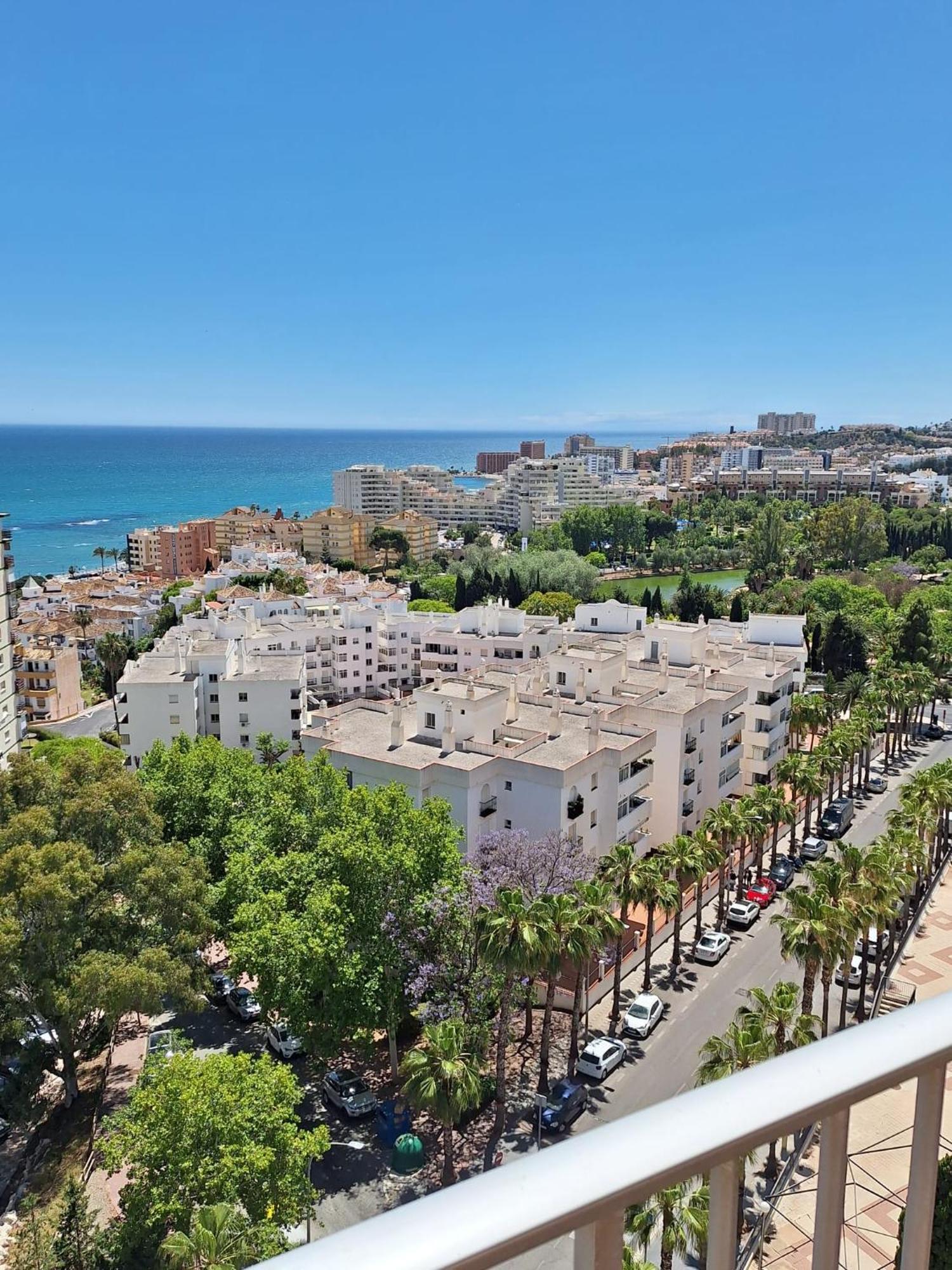 Jupiter Apartment Sea View Benalmadena Bagian luar foto